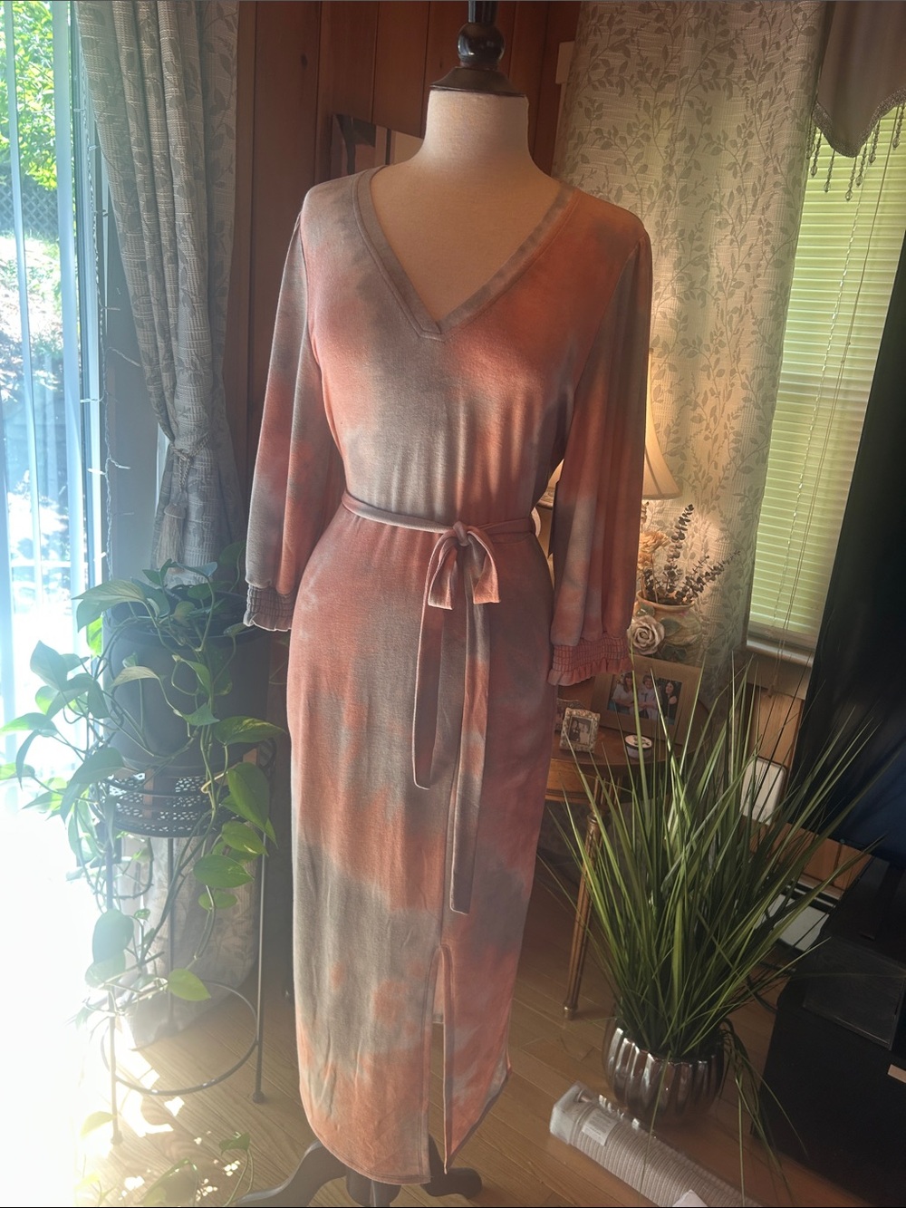 Collective Concepts Coral and Cream V-Neck Tie-Waist Midi Dress